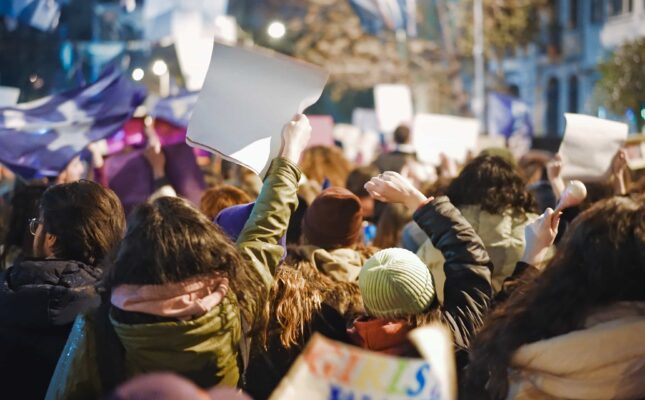 Germany’s renewable energy sector takes to the streets. Protests planned against reforms to the EEG and the power grid
